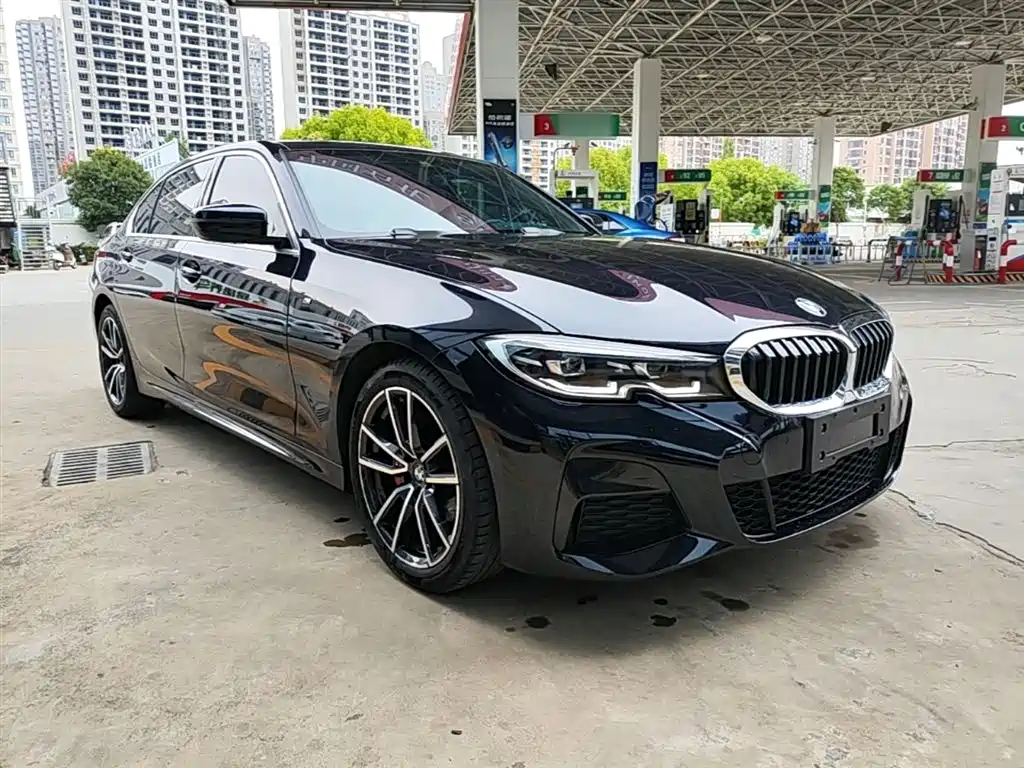 BMW 3-SERIES