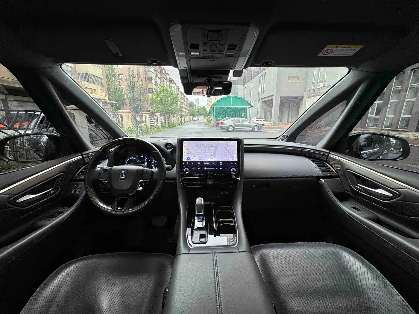 Toyota Vellfire 2024 Crown Hybrid 2.5L Executive Premium Edition фото 10