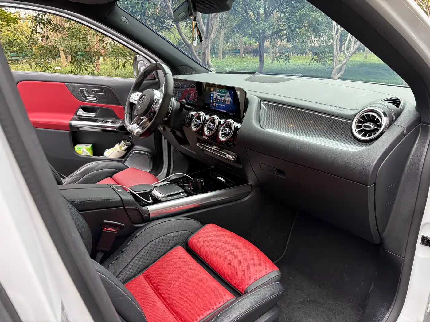 MERCEDES-BENZ GLA AMG