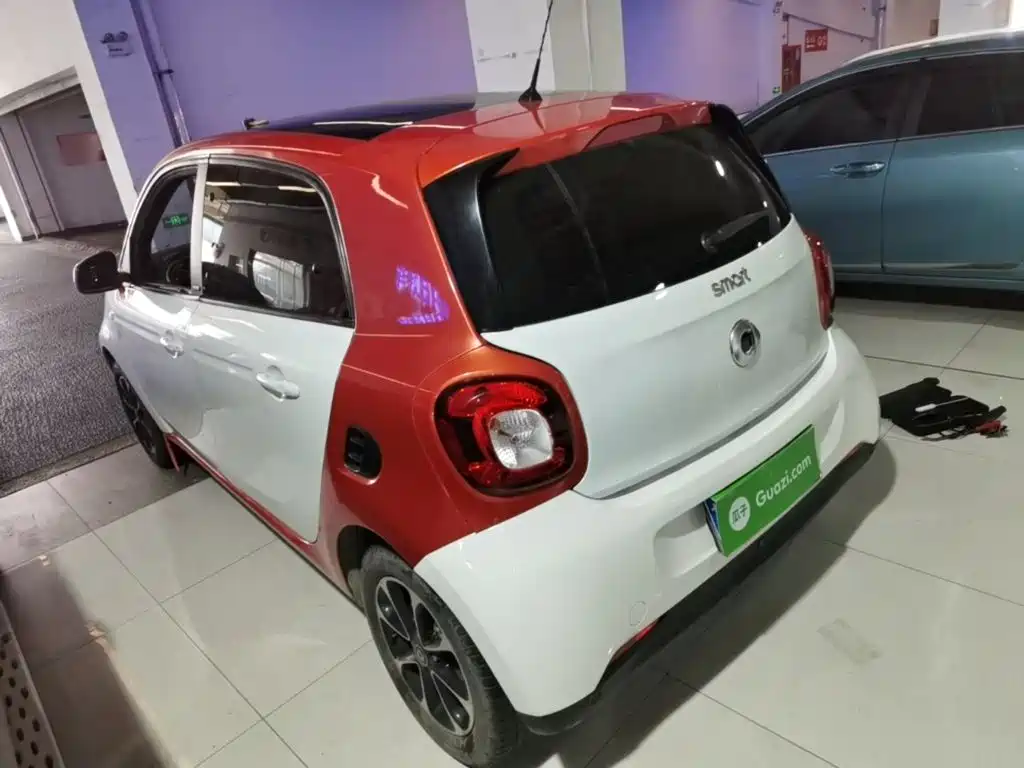 smart forfour 2017 2016 1.0L 52kW Passion Edition