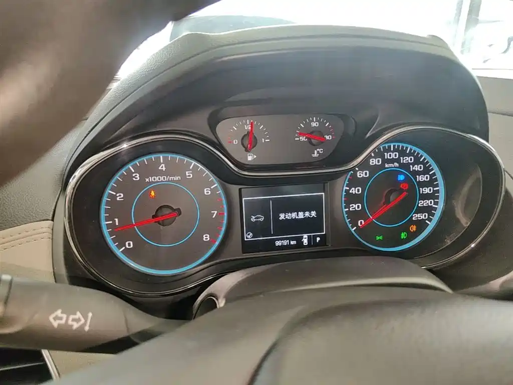 Chevrolet Cruze 2015 1.5L Automatic Luxury Edition фото 12