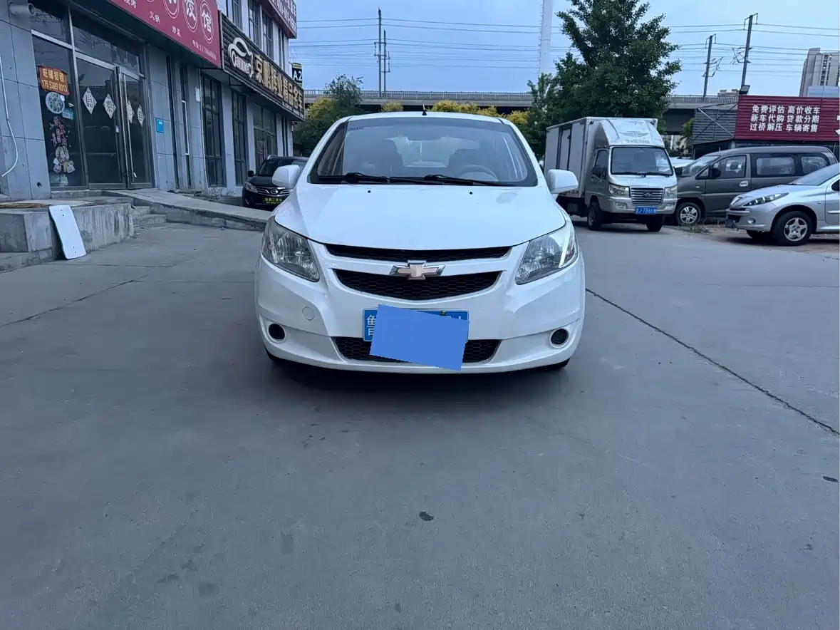 Chevrolet Sail 2013 Sedan 1.2L Manual Ideal Edition фото 10