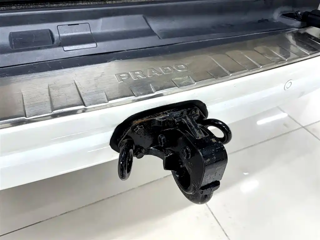 Toyota Prado 2010 4.0L Automatic TX-L фото 25