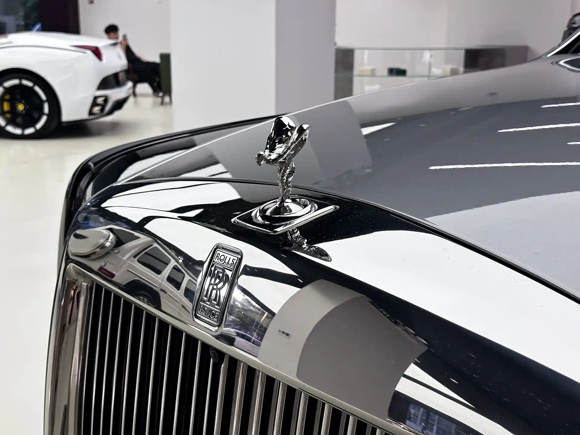 Фото 6 - Rolls-Royce Phantom