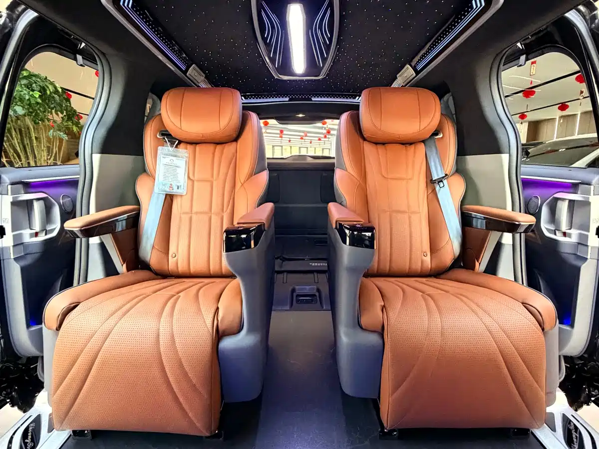 Toyota Sienna 2024 2.5L Hybrid Comfort Edition фото 10