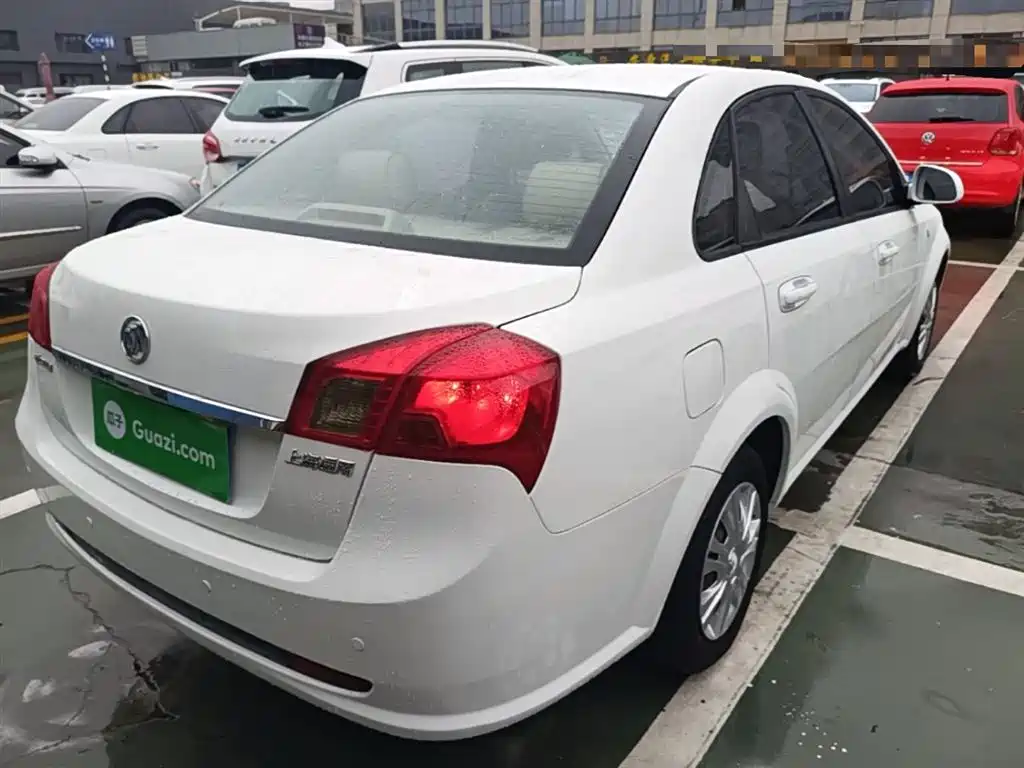 Buick Excelle 2015 1.5L Automatic Classic фото 7