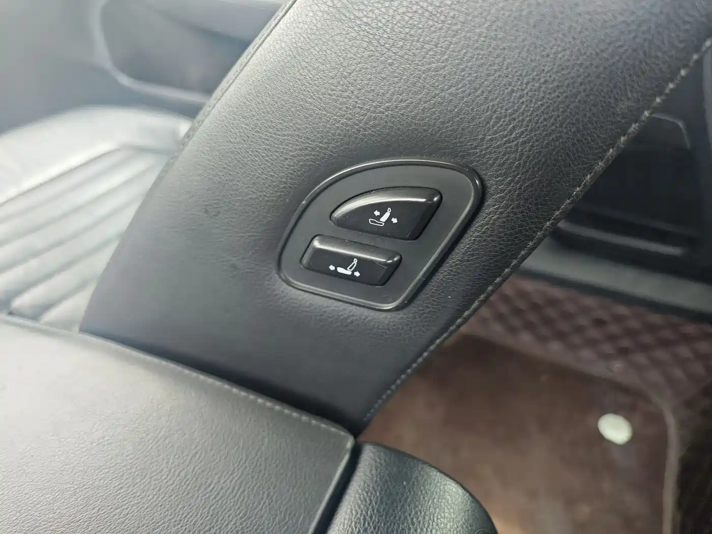 Volkswagen Magotan 2013 1.8TSI Premium фото 20