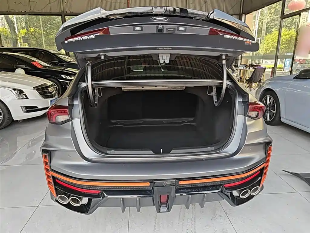 GAC Trumpchi Trumpchi Emkoo 2022 270T DCT J16 R-style Track Edition фото 19