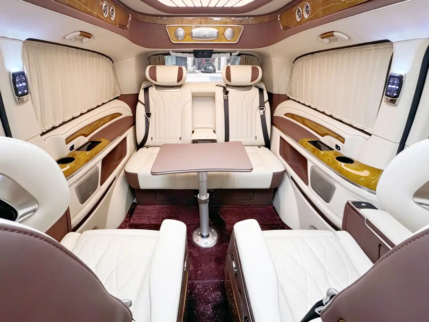 Mercedes-Benz V-Class 2022 V 260 L Long Wheelbase Luxury Edition фото 9