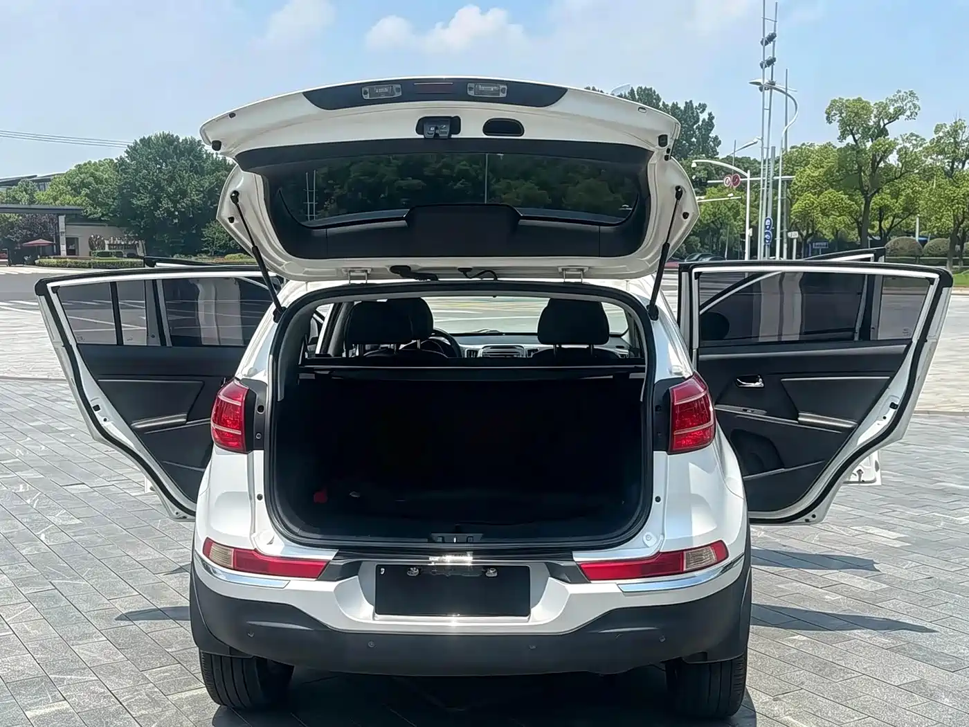 Photo 11 - Kia Sportage