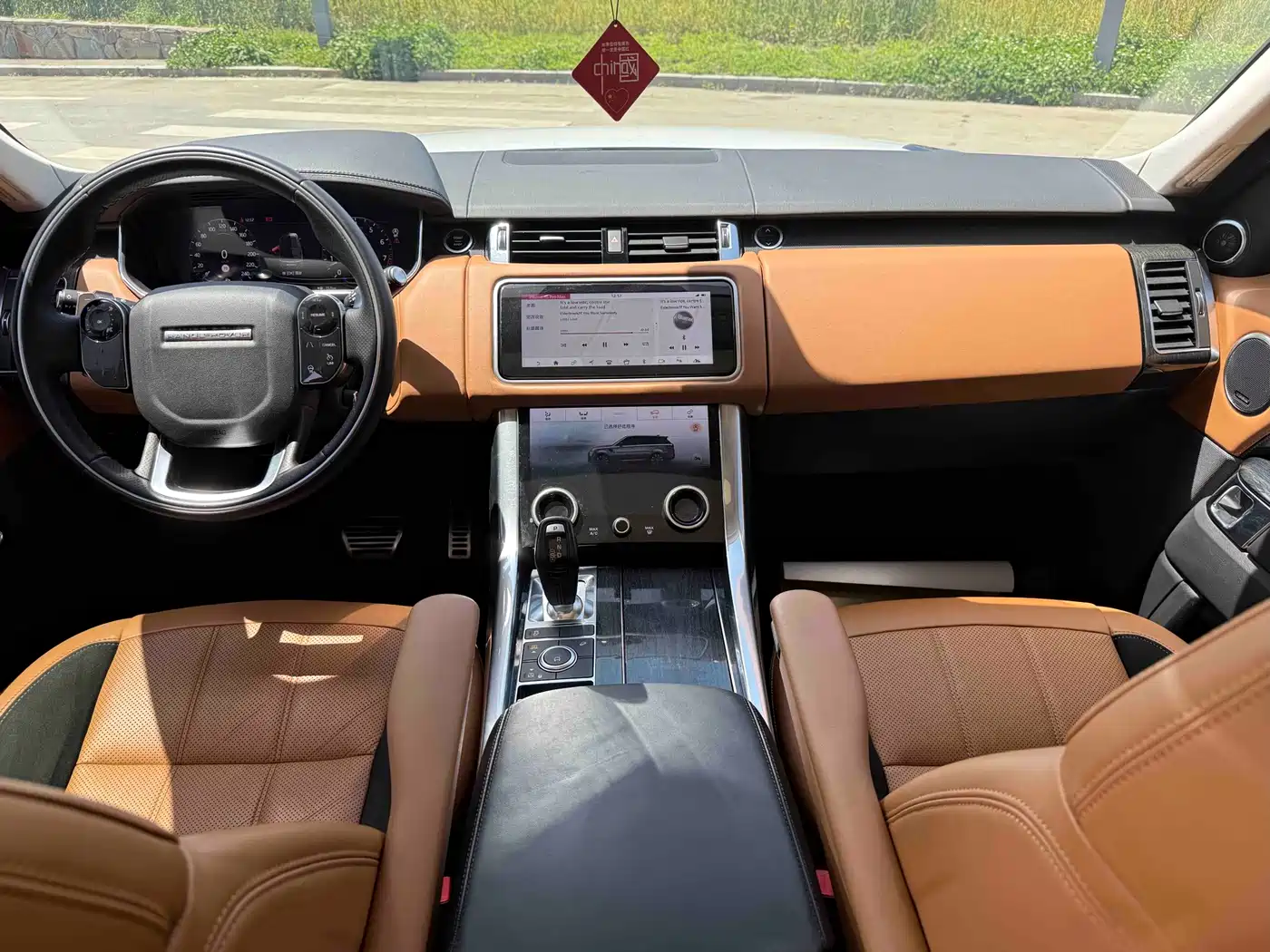 Land Rover Range Rover Sport 2021 3.0 L6 Gloss Black Edition фото 22