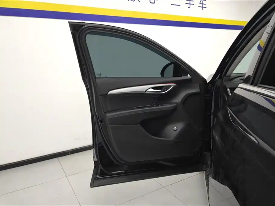 Buick Envision Plus 2025 Enclave Plus 28T 2WD Platinum Edition фото 7