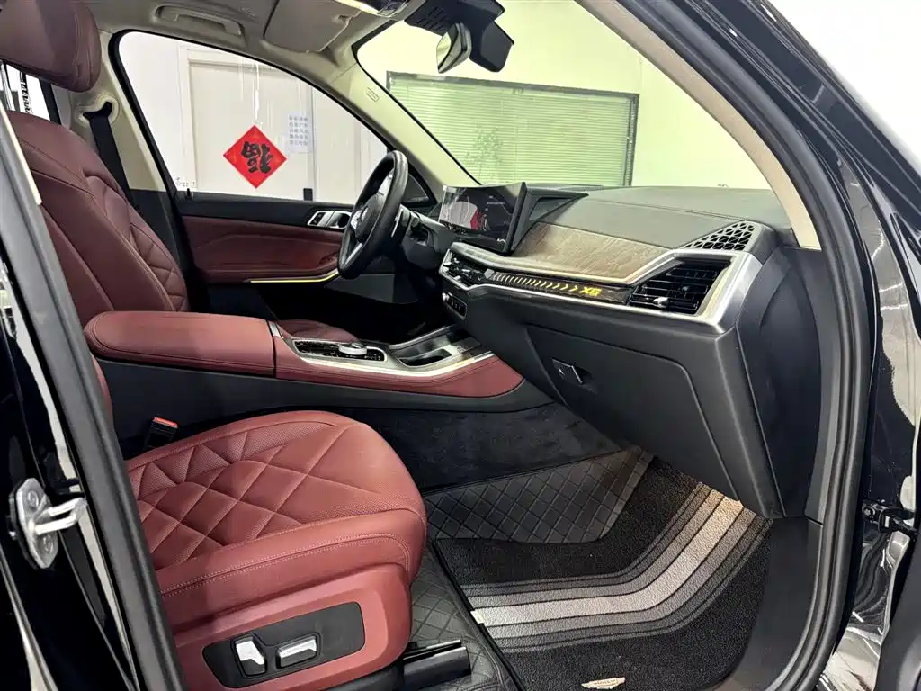 BMW X5 2023 xDrive 30Li Premium M Sport Package фото 11