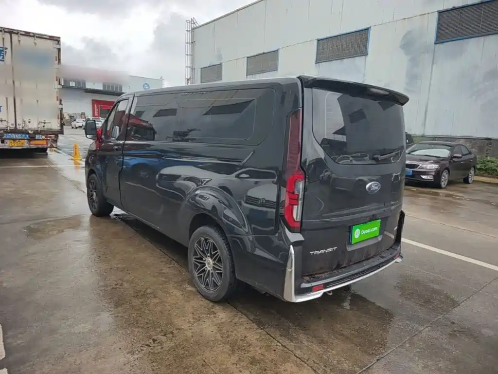 Фото 5 - Ford Transit