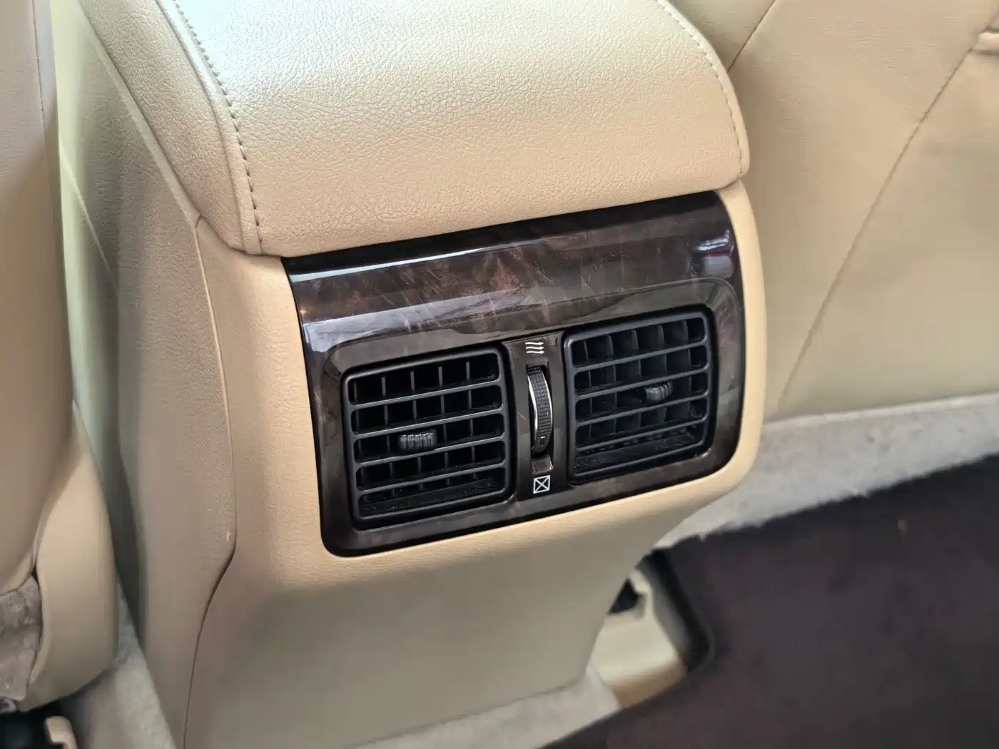 Toyota Camry 2015 2015 2.0G Leading Edition