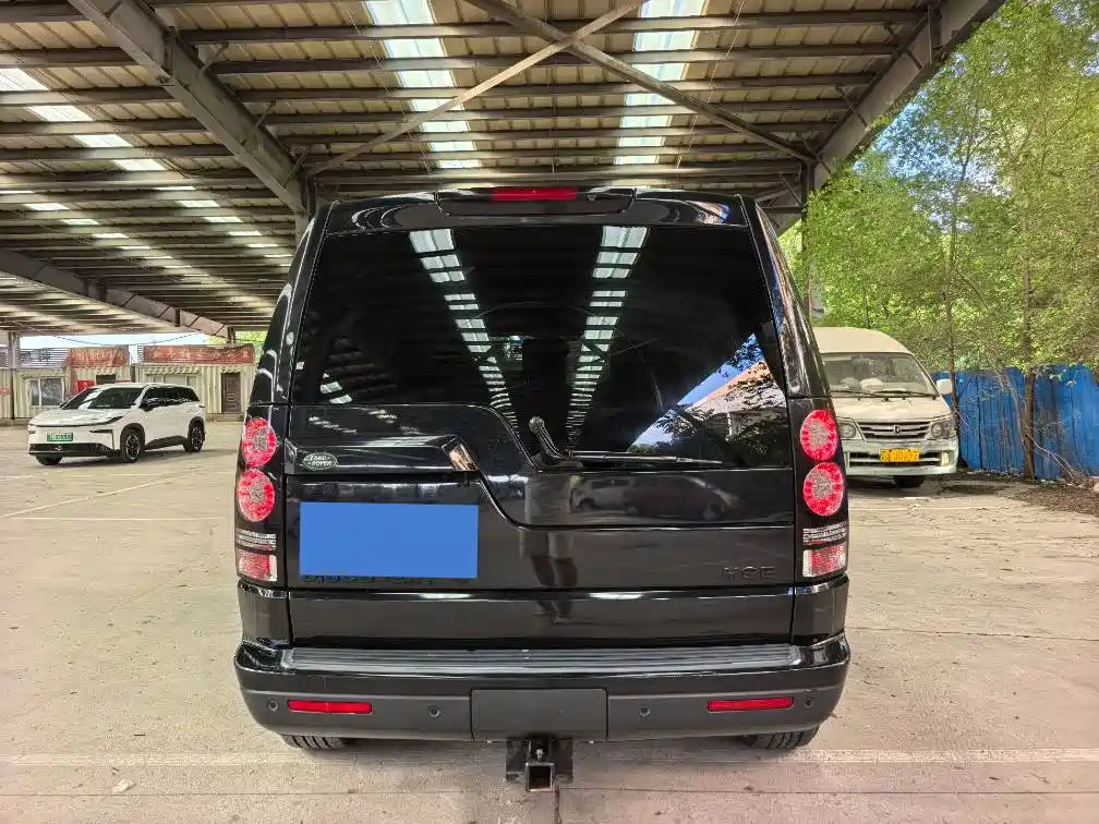 Фото 3 - Land Rover Discovery