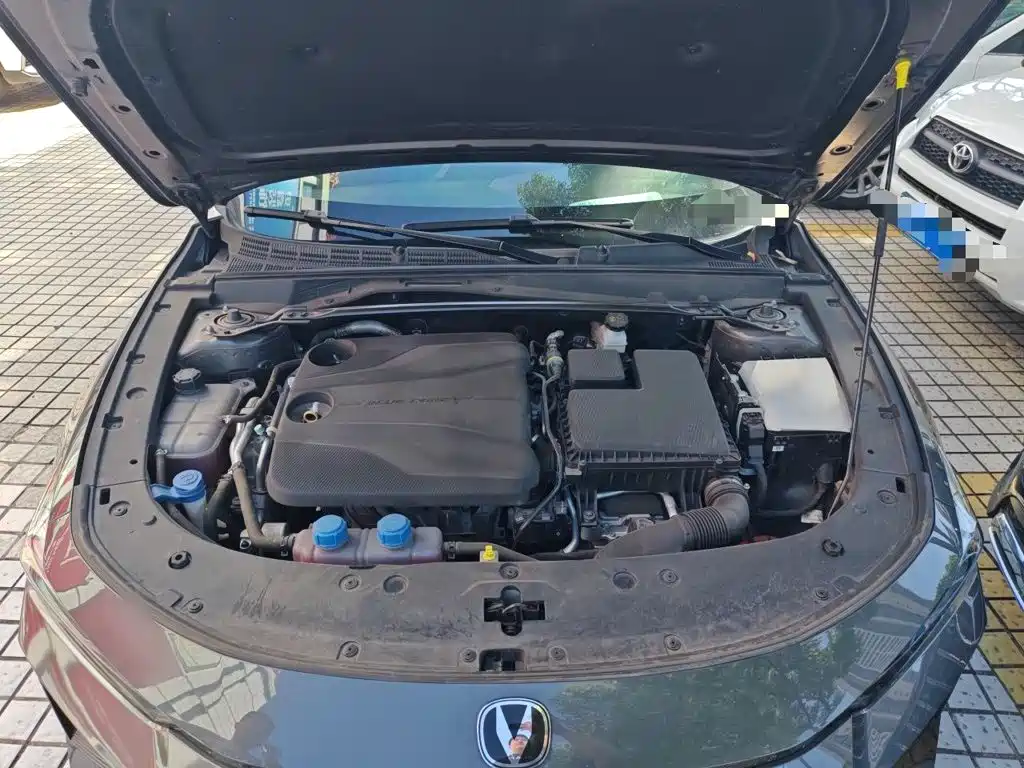 Changan UNI-V iDD 2024 2024 Blue Whale Smart iDD 136km Smart Premium