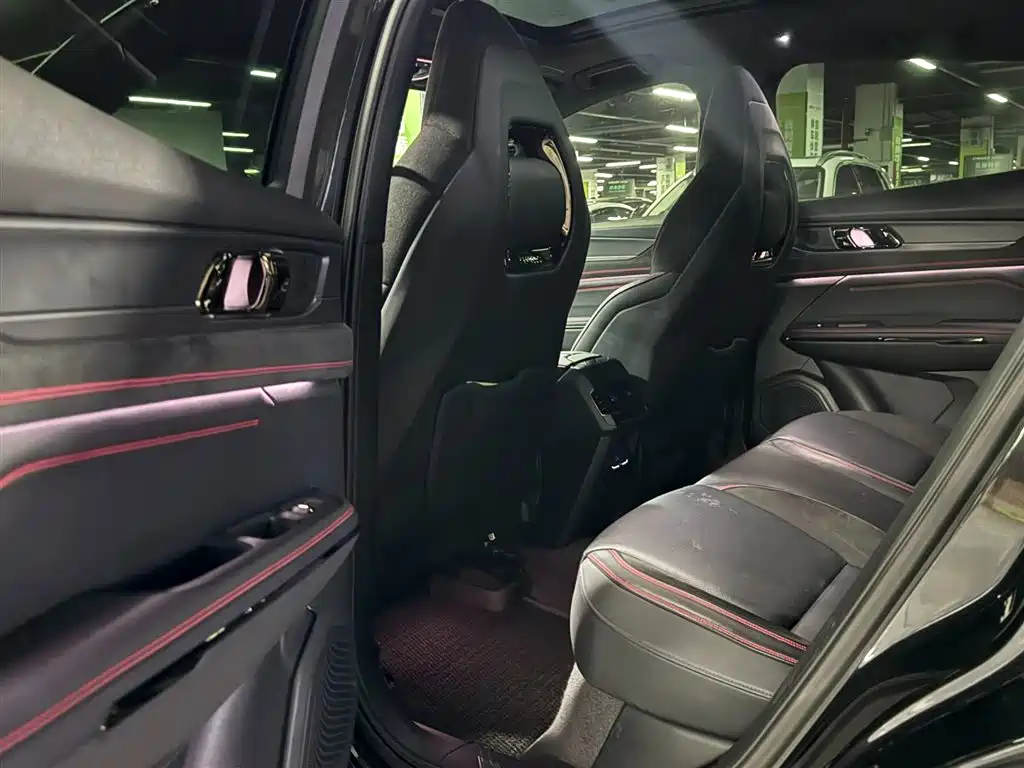Lynk & Co 05 2020 2.0TD 4WD Halo Edition фото 6