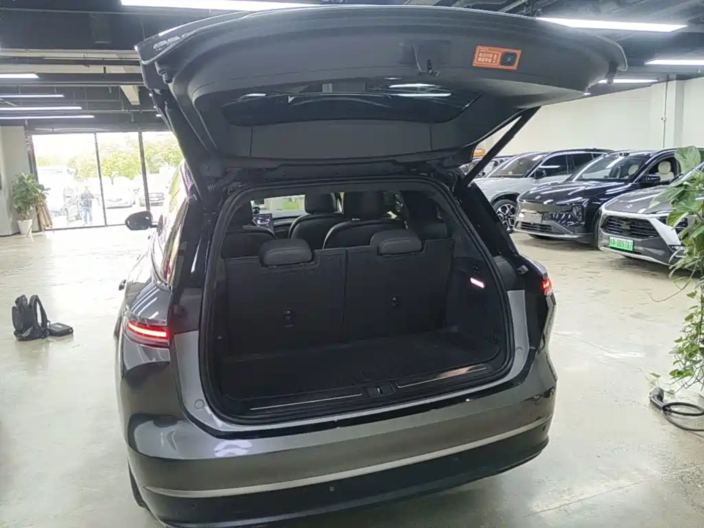 NIO ES8 2023 2023 75kWh