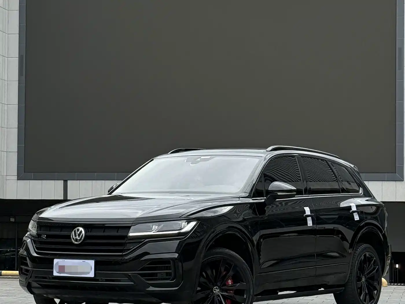 Photo 1 - Volkswagen Touareg