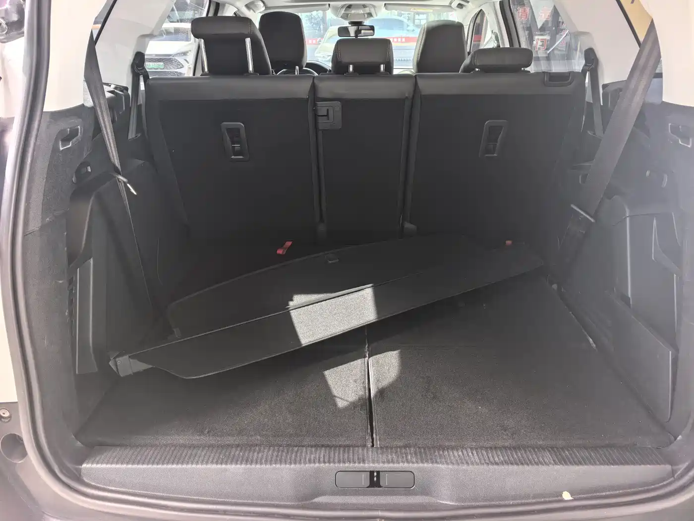 Peugeot 5008 2017 350THP 7-seat Elite Edition фото 16