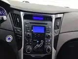 Photo 13 - Hyundai Sonata