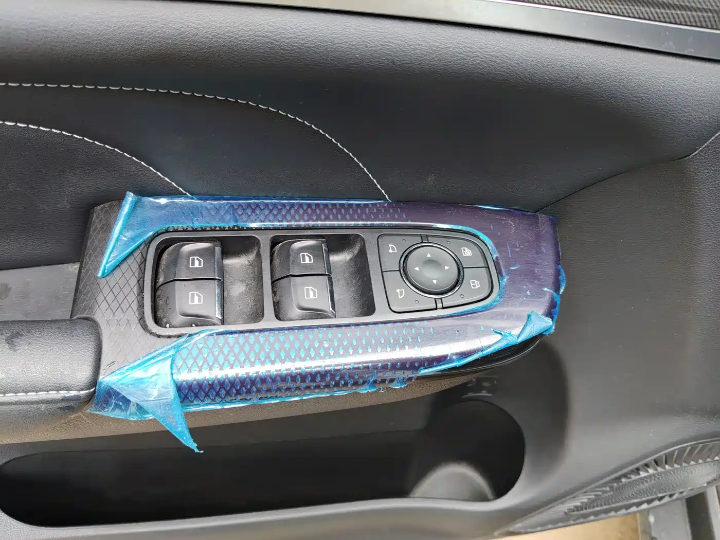 Haval M6 2023 PLUS 1.5T DCT Elite Smart Connect фото 13