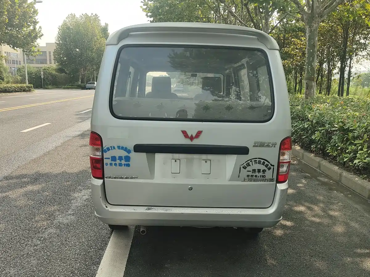 Wuling Motors Wuling Zhiguang 2012 2010 1.0L New Career Edition Long Body