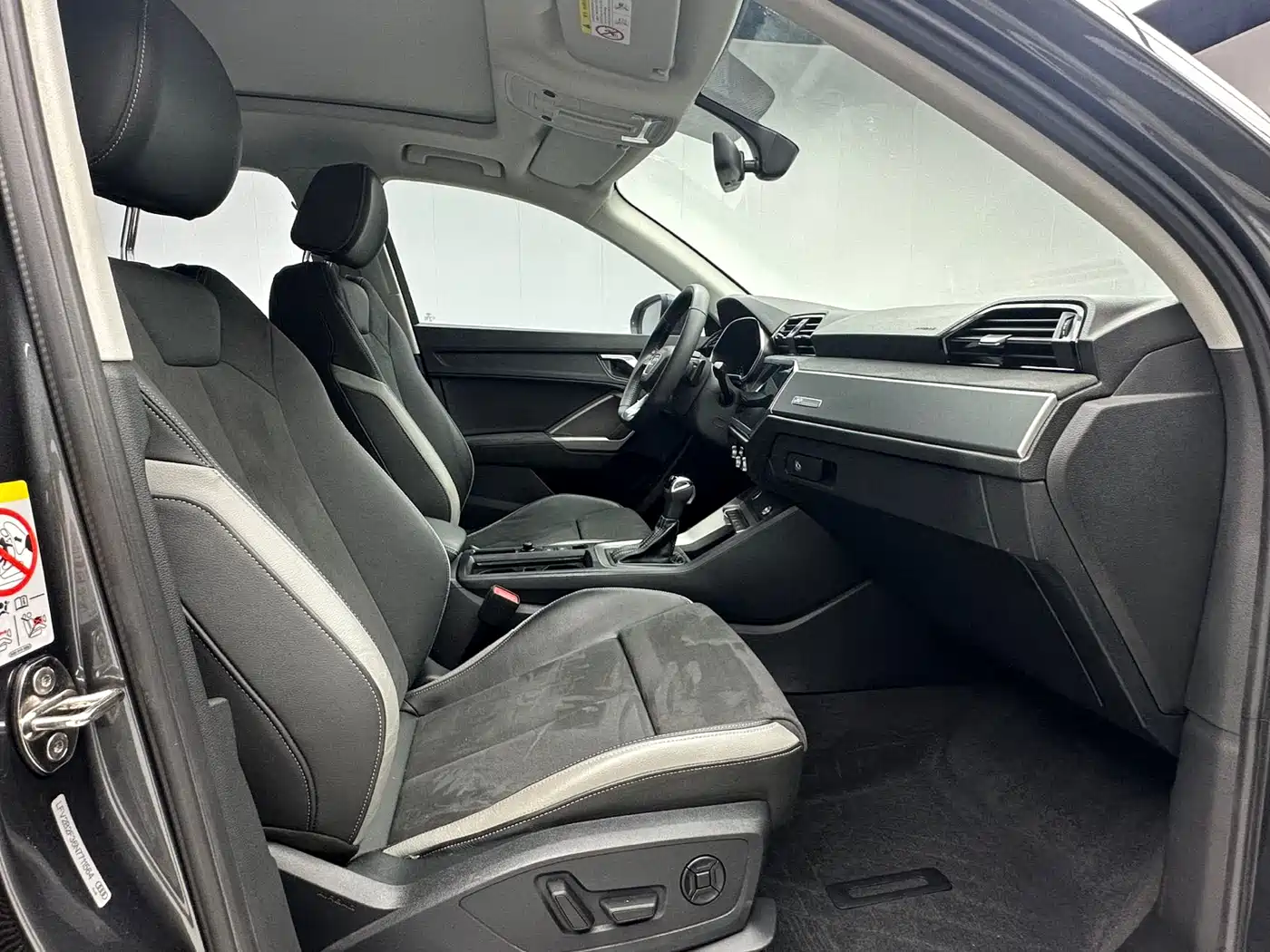 Audi Q3 2022 35 TFSI Fashion Dynamic фото 12