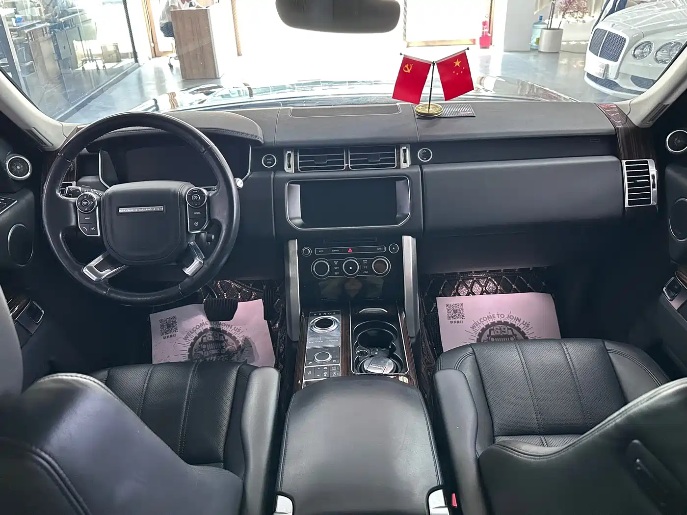 Land Rover Range Rover 2017 3.0 SC V6 Vogue LWB (Long Wheelbase) фото 4