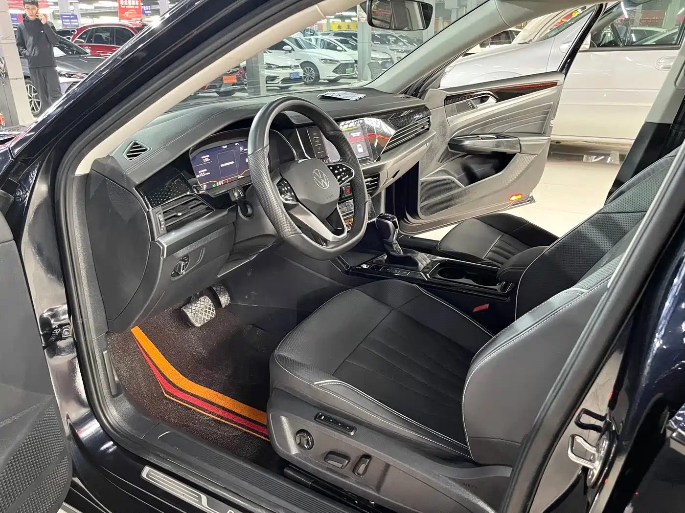 Volkswagen Passat 2024 330TSI Starlight Elite Edition фото 7