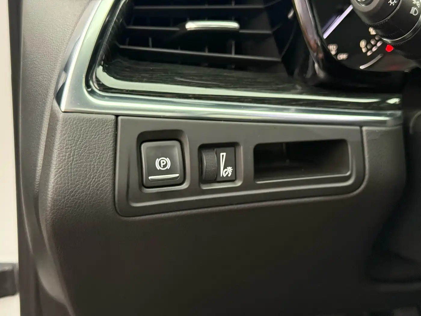 Cadillac XT5 2020 28T Luxury Model фото 22
