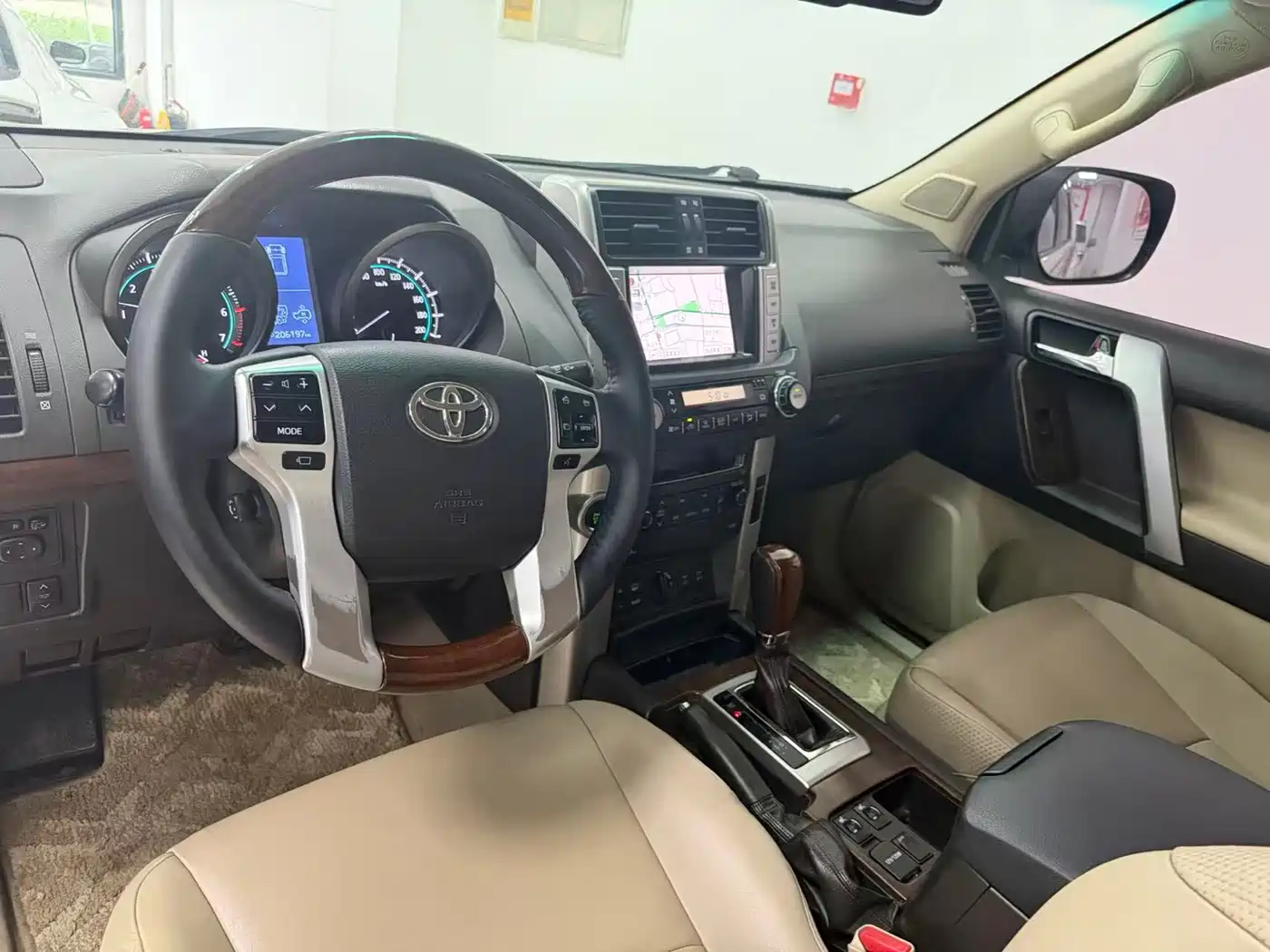 Toyota Prado 2014 4.0L Automatic VX NAVI фото 6