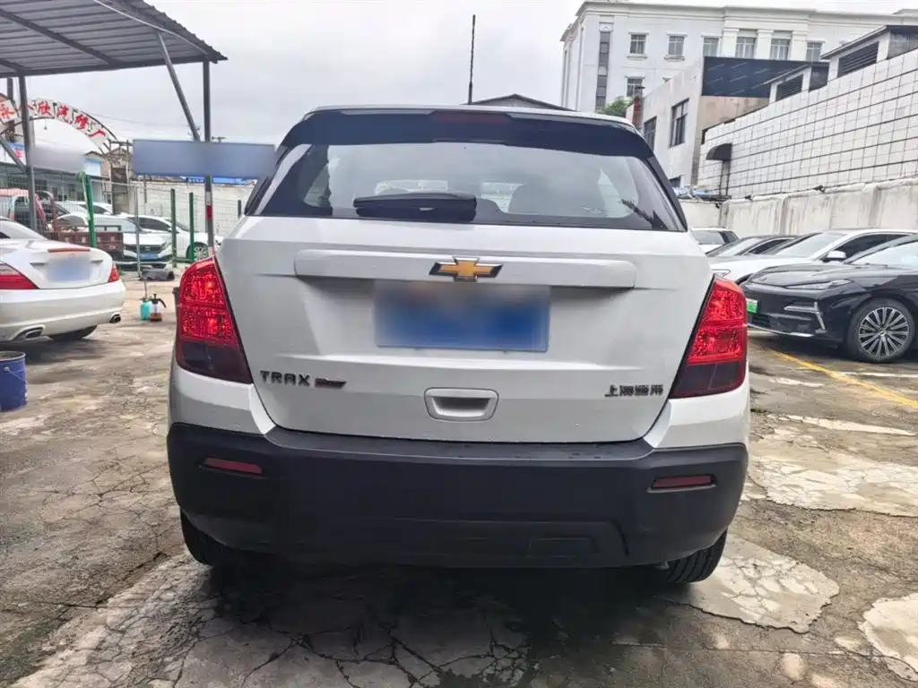 Chevrolet Trax 2014 1.4T Automatic 2WD Comfort фото 6