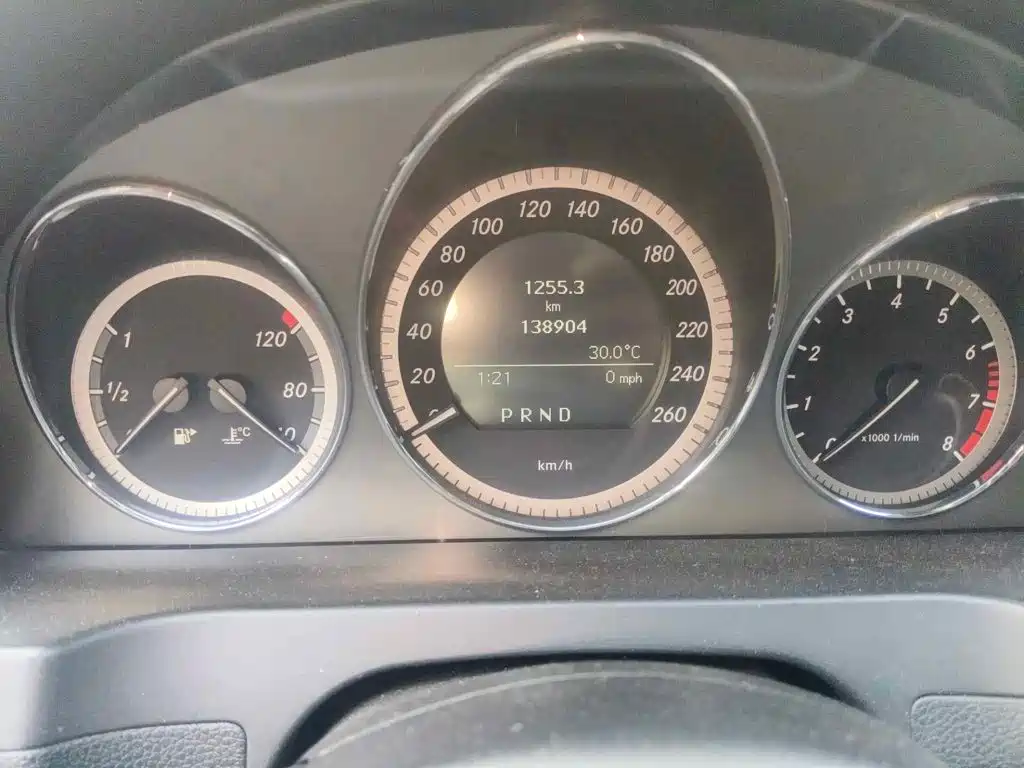 Фото 4 - Mercedes-Benz C-Class
