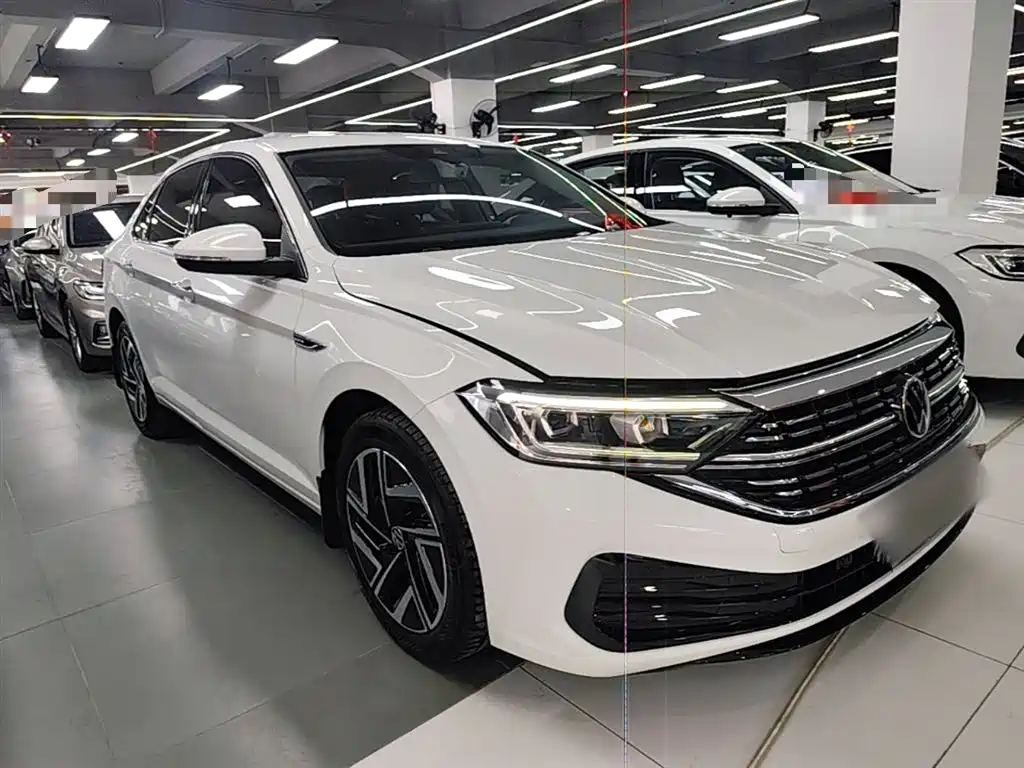 Volkswagen Sagitar 2025 300TSI DSG Surpass Edition фото 4