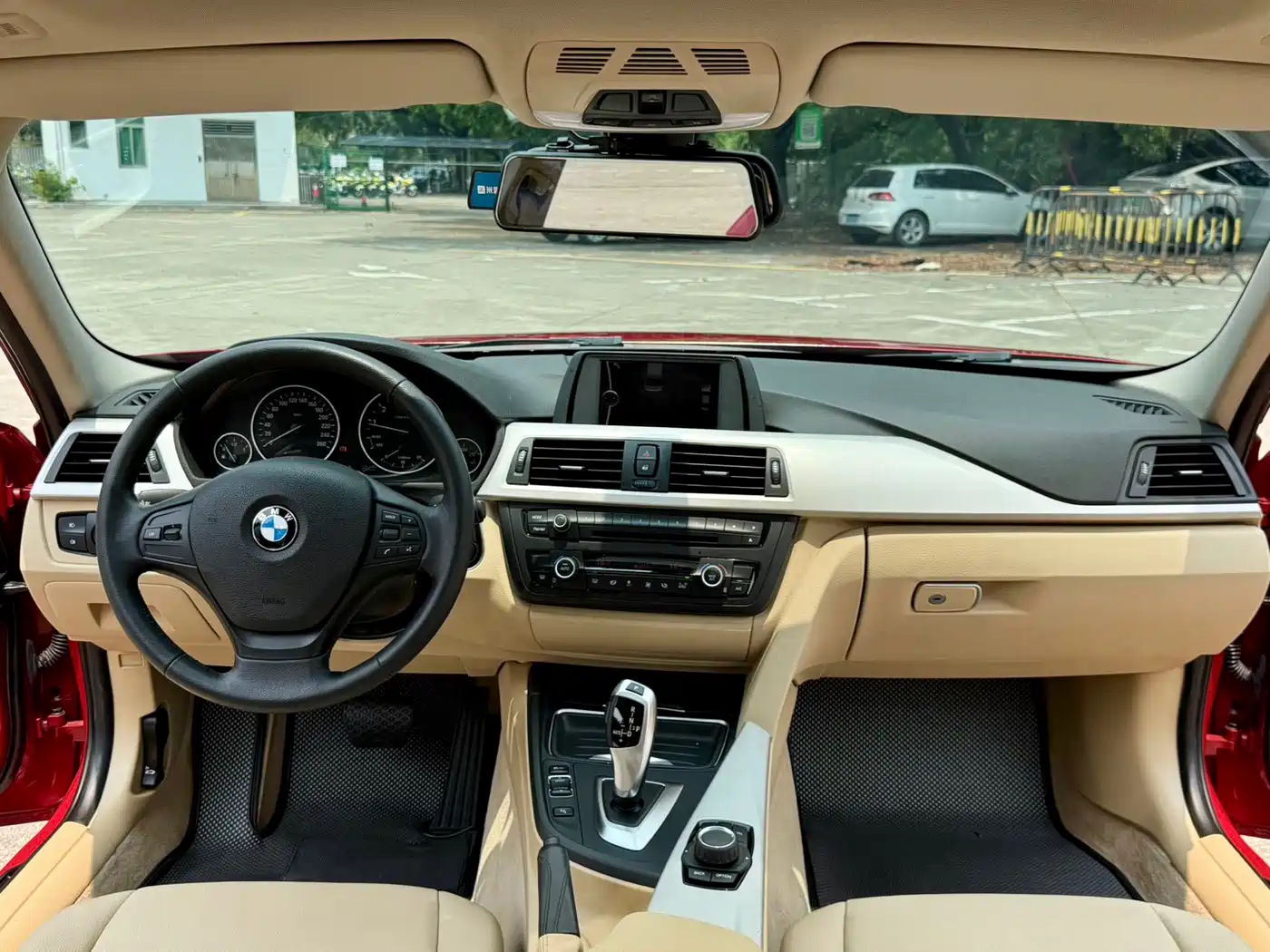 BMW 3 Series 2014 320Li Fashion фото 12