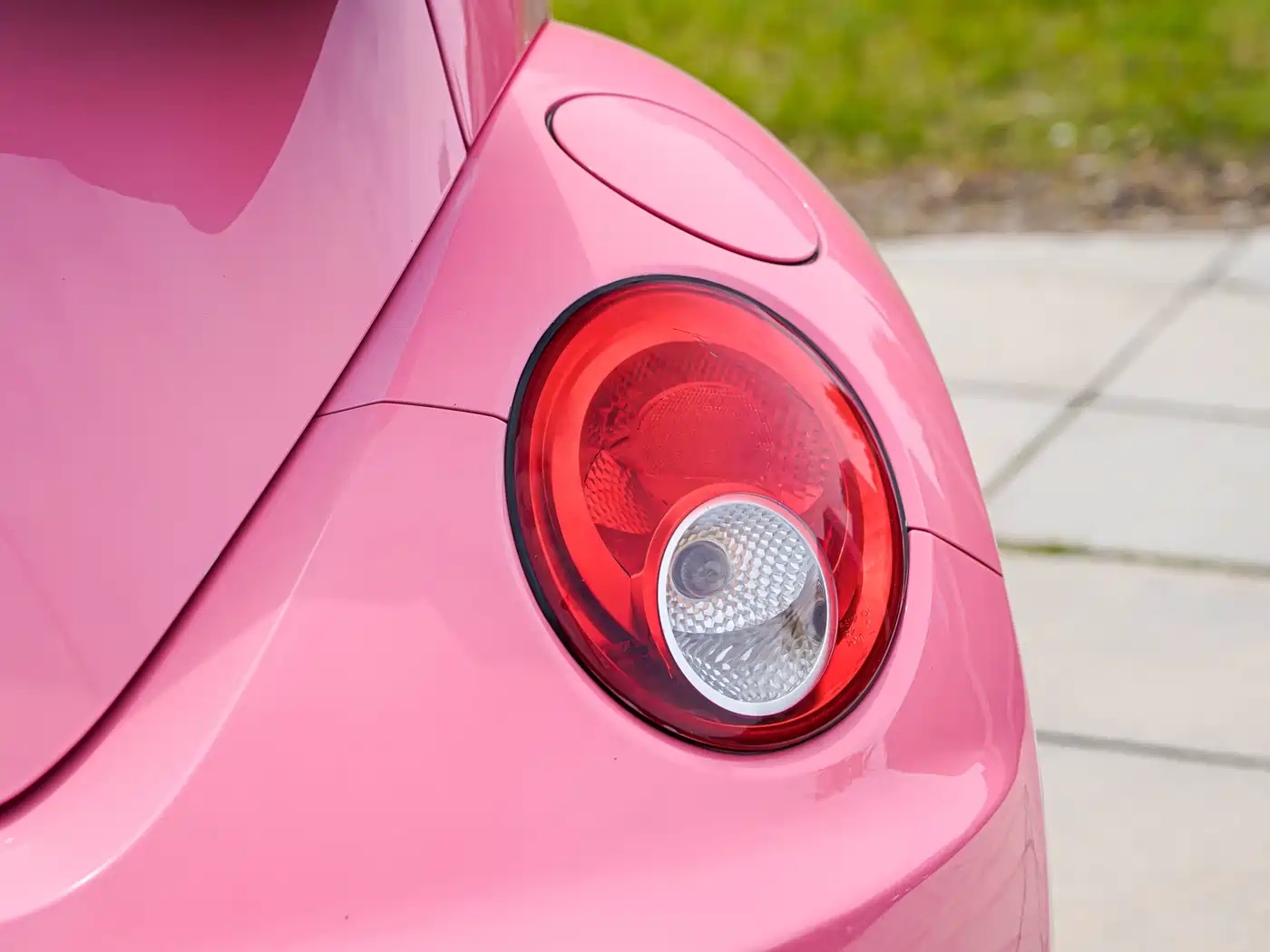 Volkswagen Beetle 2009 2.0 AT Top Convertible фото 25