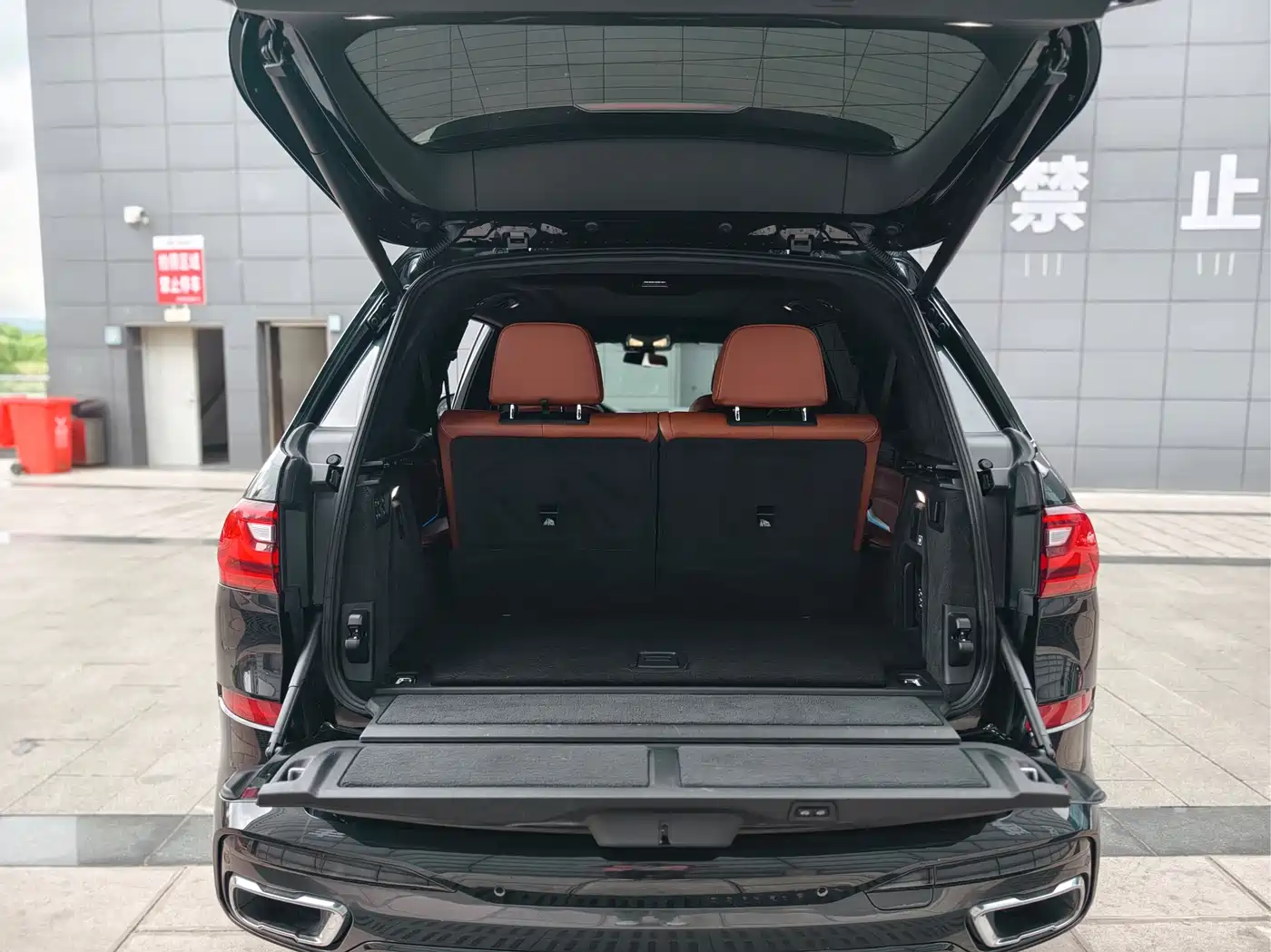 BMW X7 2020 xDrive40i Custom Limited Edition Luxury Package фото 16