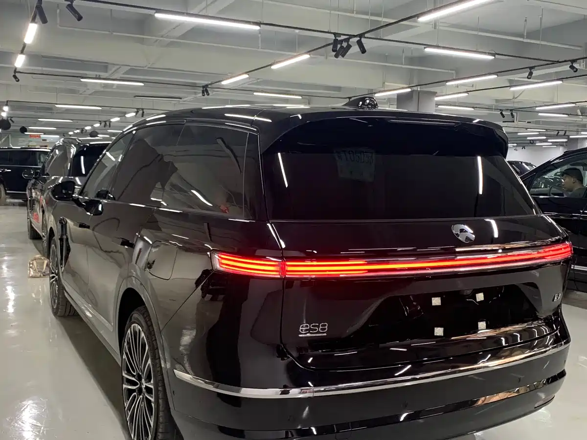 NIO NIO ES8