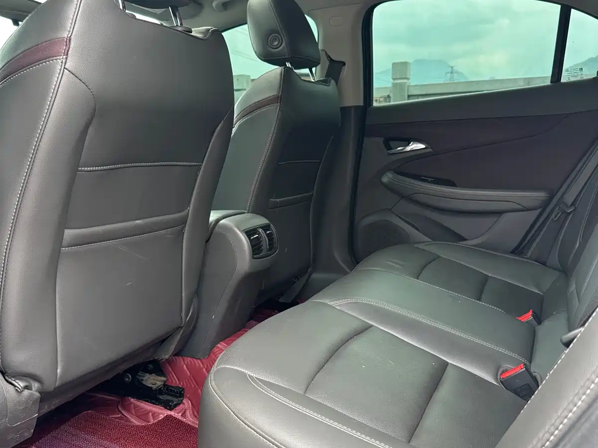 Chevrolet Malibu 2018 530T Automatic Luxury Edition фото 6