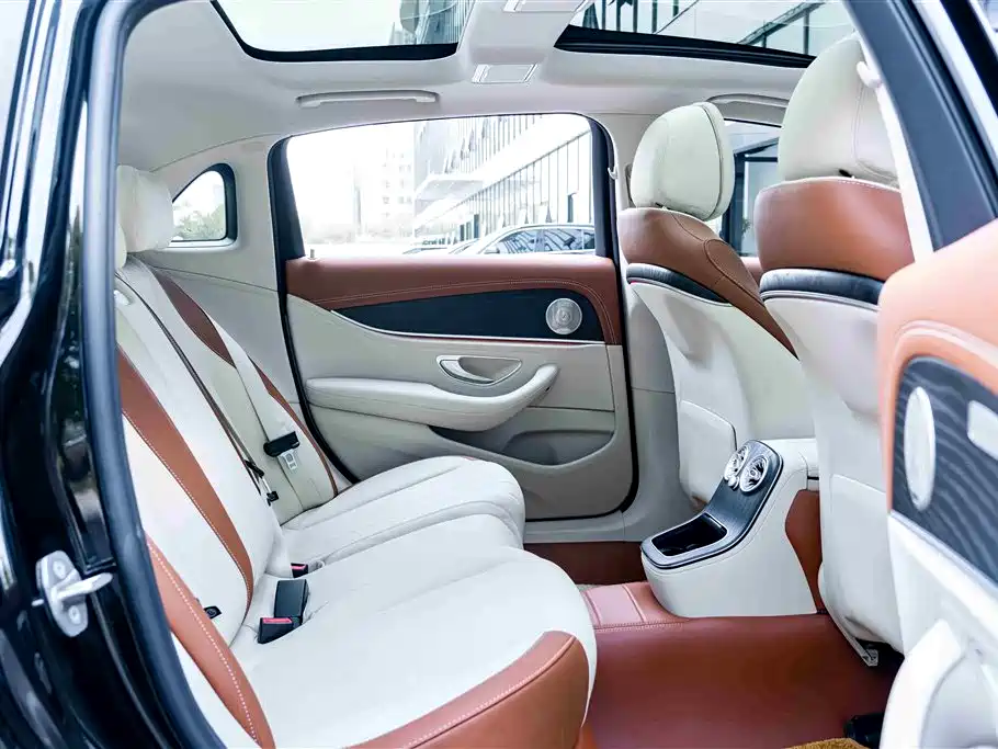 Mercedes-Benz E-Class 2023 Facelift E 300 L Fashion фото 22