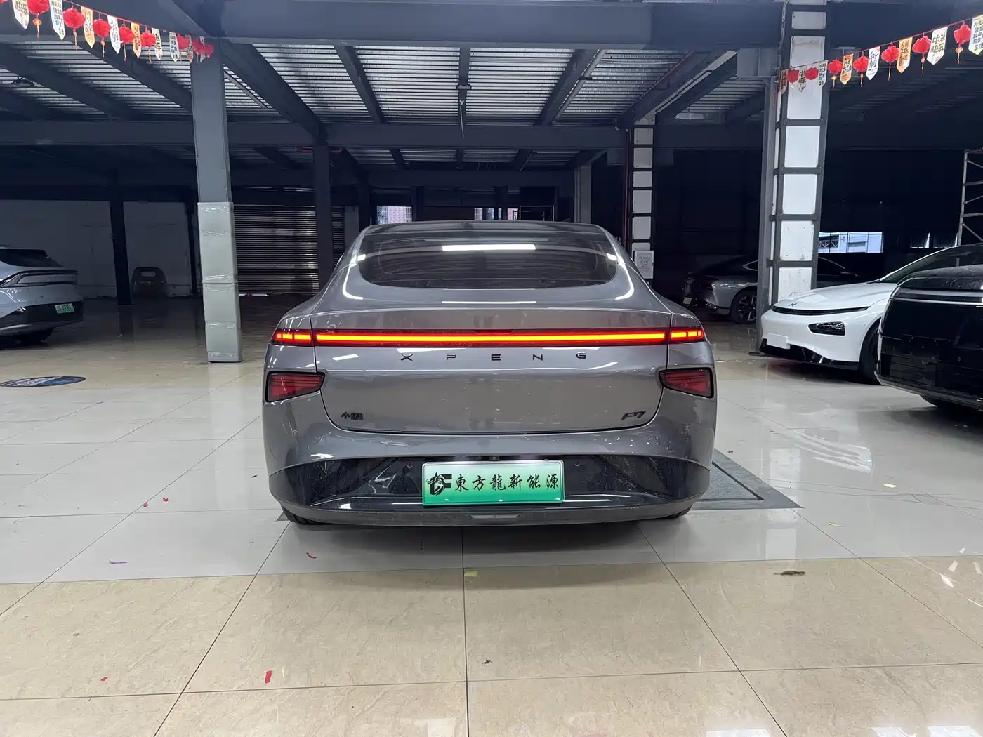 Фото 7 - XPeng P7