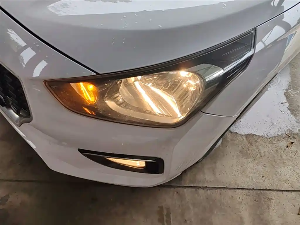 Hyundai Verna 2017 1.4L Auto Jump Edition (China V) фото 24