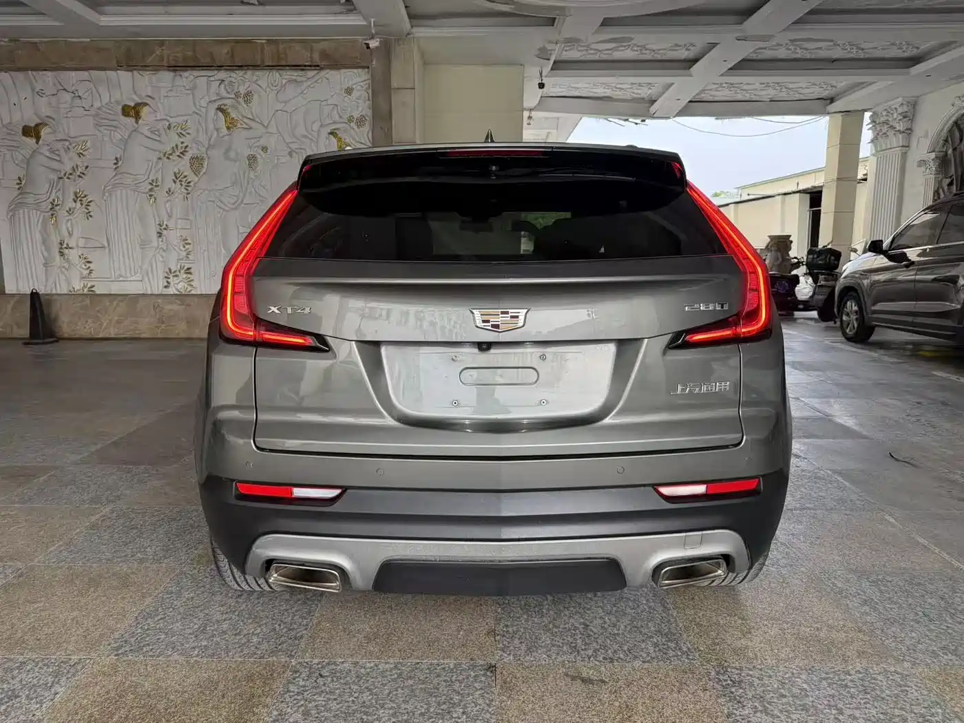 Cadillac XT4 2018 28T FWD Leading Sport Edition фото 10