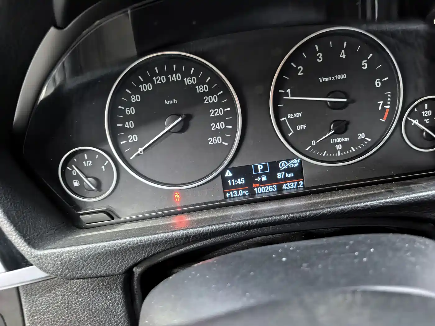 BMW 3 Series 2017 320Li xDrive Fashion фото 9