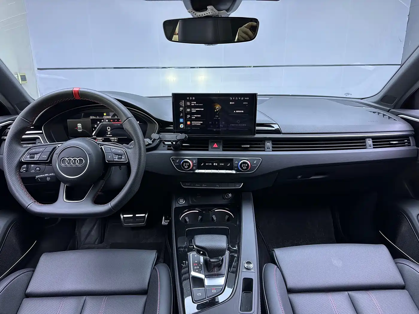 Audi A4L 2025 2025 2 Million Celebration Edition 40 TFSI Luxury Dynamic B&O Starlight Night Edition