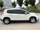 صورة 8 - Peugeot 2008