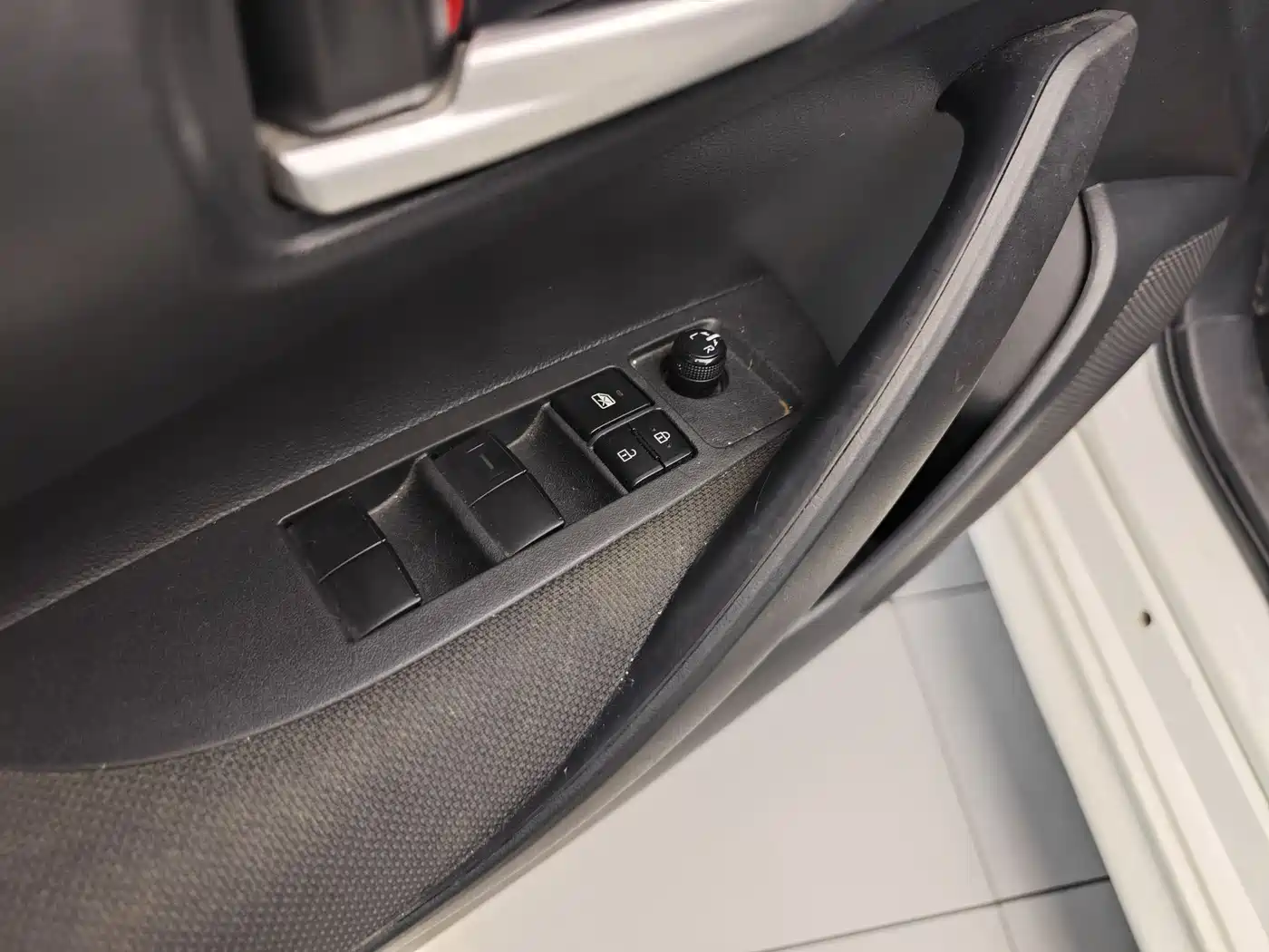 Toyota Levin 2022 TNGA 1.5L CVT Progressive Edition фото 10