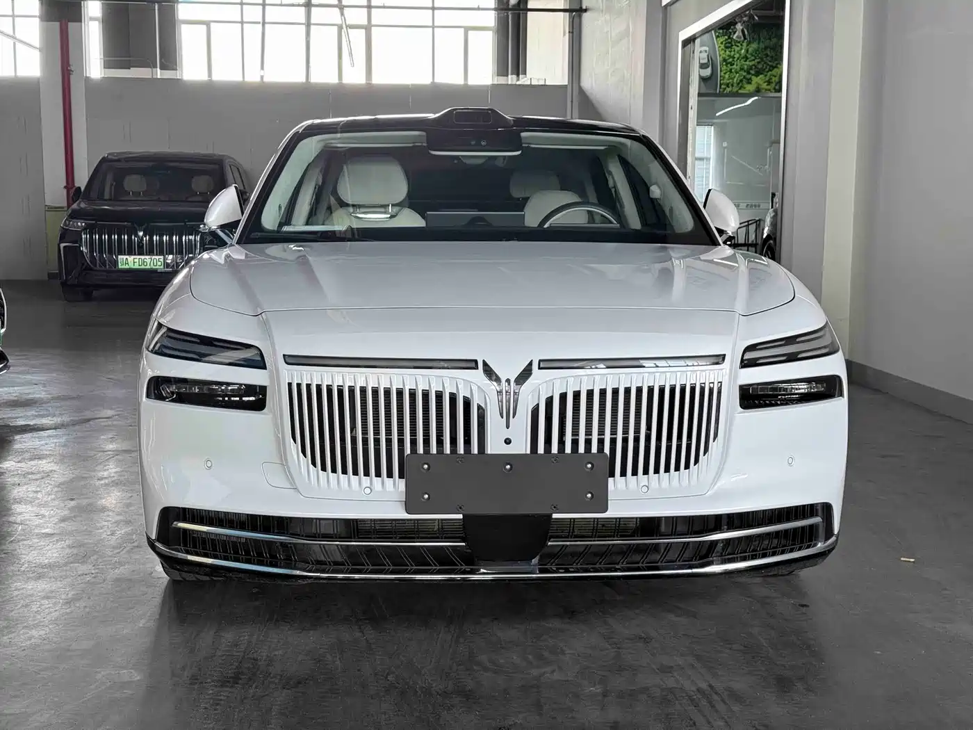 Фото 2 - Voyah Auto VOYAH Zhuiguang L